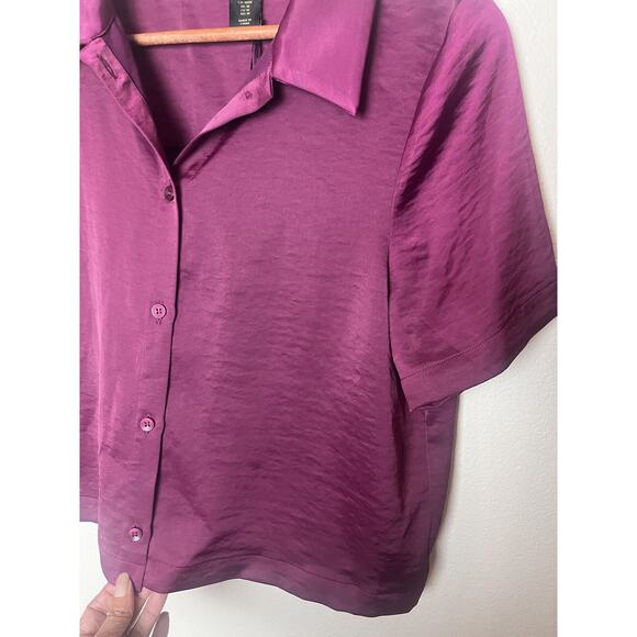 NWT House of Harlow Women’s Sz Medium Pink Button Front Satin Boxy Shirt - Picture 4 of 9